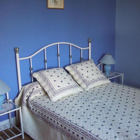 Ferme De La Riviere Bed & Breakfast Petiville  Bagian luar foto